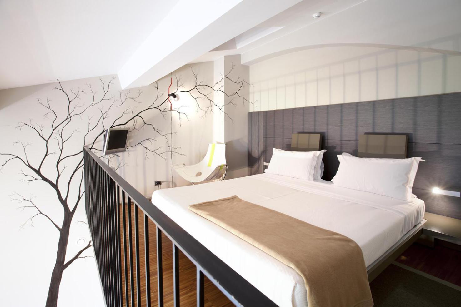 Alter Hotel Barge Luaran gambar